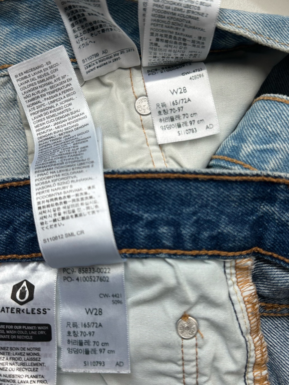 THREE Levi’s Denim Ribcage Shorts Thigh-high - Dark, Light & Mid Wash Size 28 - Picture 11 of 13